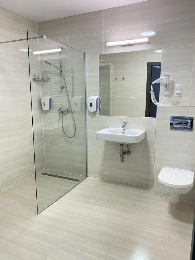 Sanatorium Uzdrowiskowe Augustow Hotel Ngoại thất bức ảnh