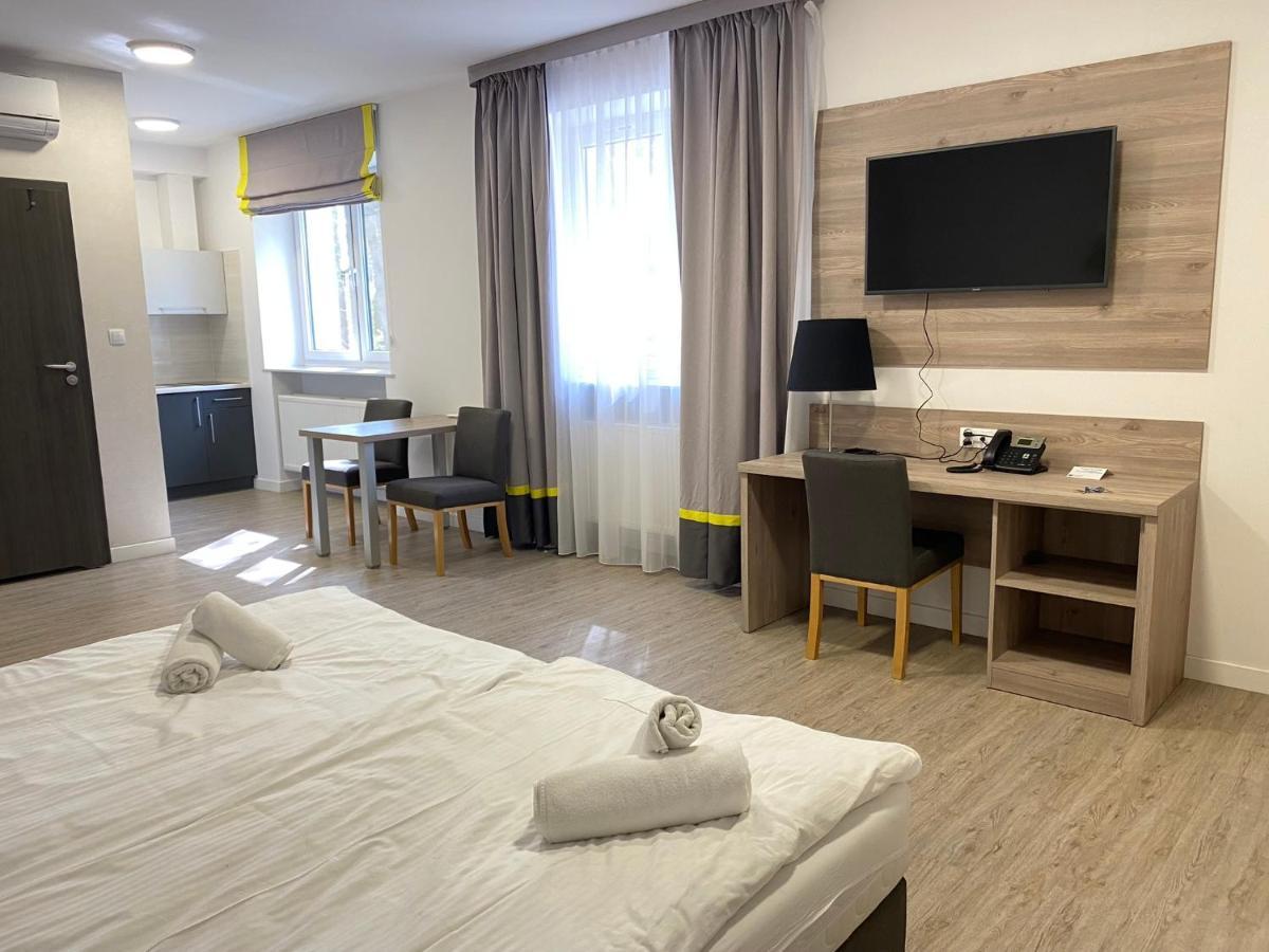 Sanatorium Uzdrowiskowe Augustow Hotel Ngoại thất bức ảnh