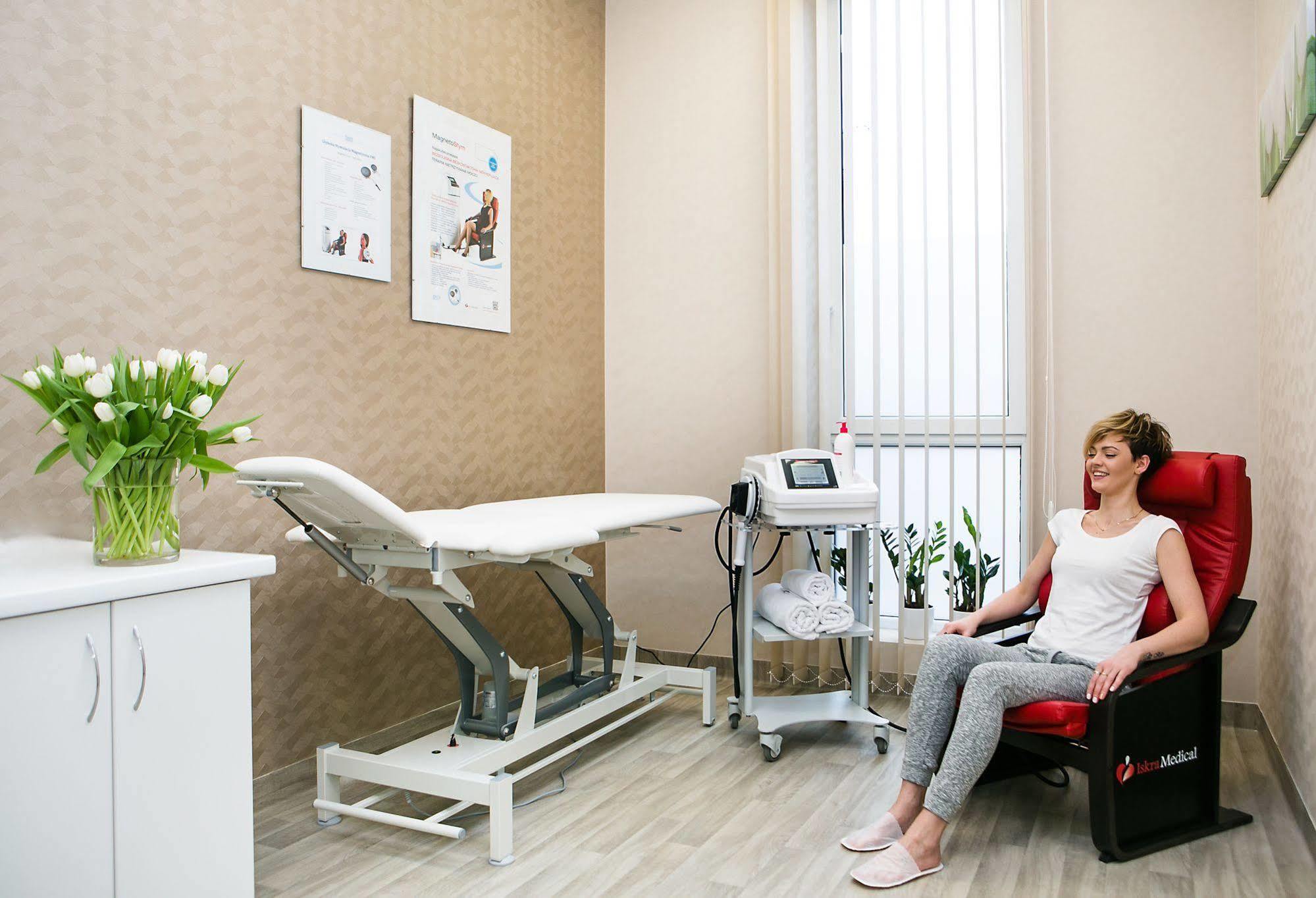 Sanatorium Uzdrowiskowe Augustow Hotel Ngoại thất bức ảnh